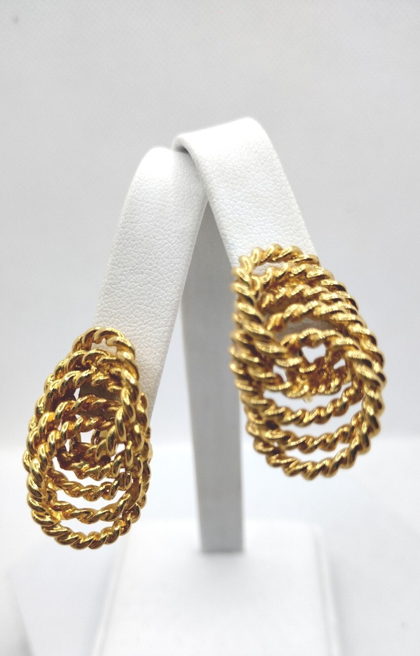 Vintage Screw Back Gold Toned Oval Knot Earrings Statement Jewelry Lot WOW!