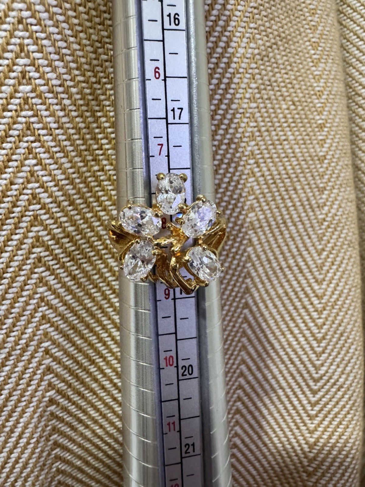 Vintage 18K Gold Filled GF 5 Stone Cluster Cocktail Ring Prong Setting Size 8