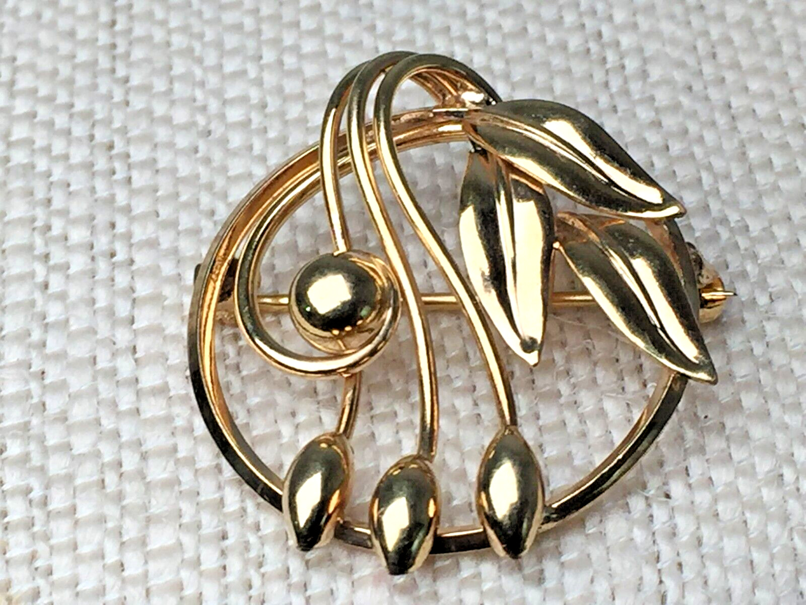 Lovely Vintage BB Binder Brothers 1/20 12K Gold Filled Flower Pin Brooch, 1 1/4″
