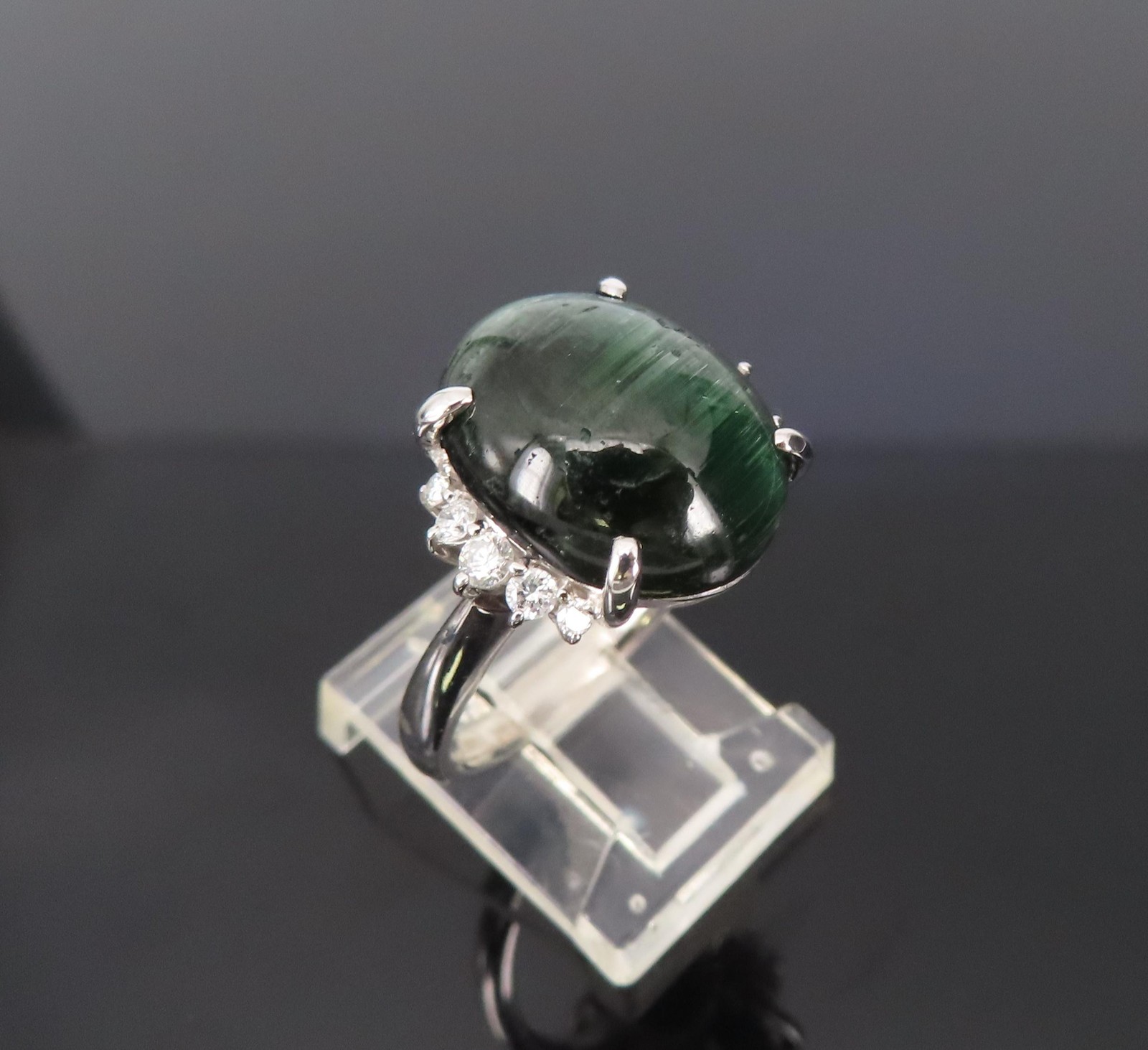 8.05ct Natural Cat’s Eye Green Tourmaline 0.26ct Diamond Platinum Ring Size 6.75