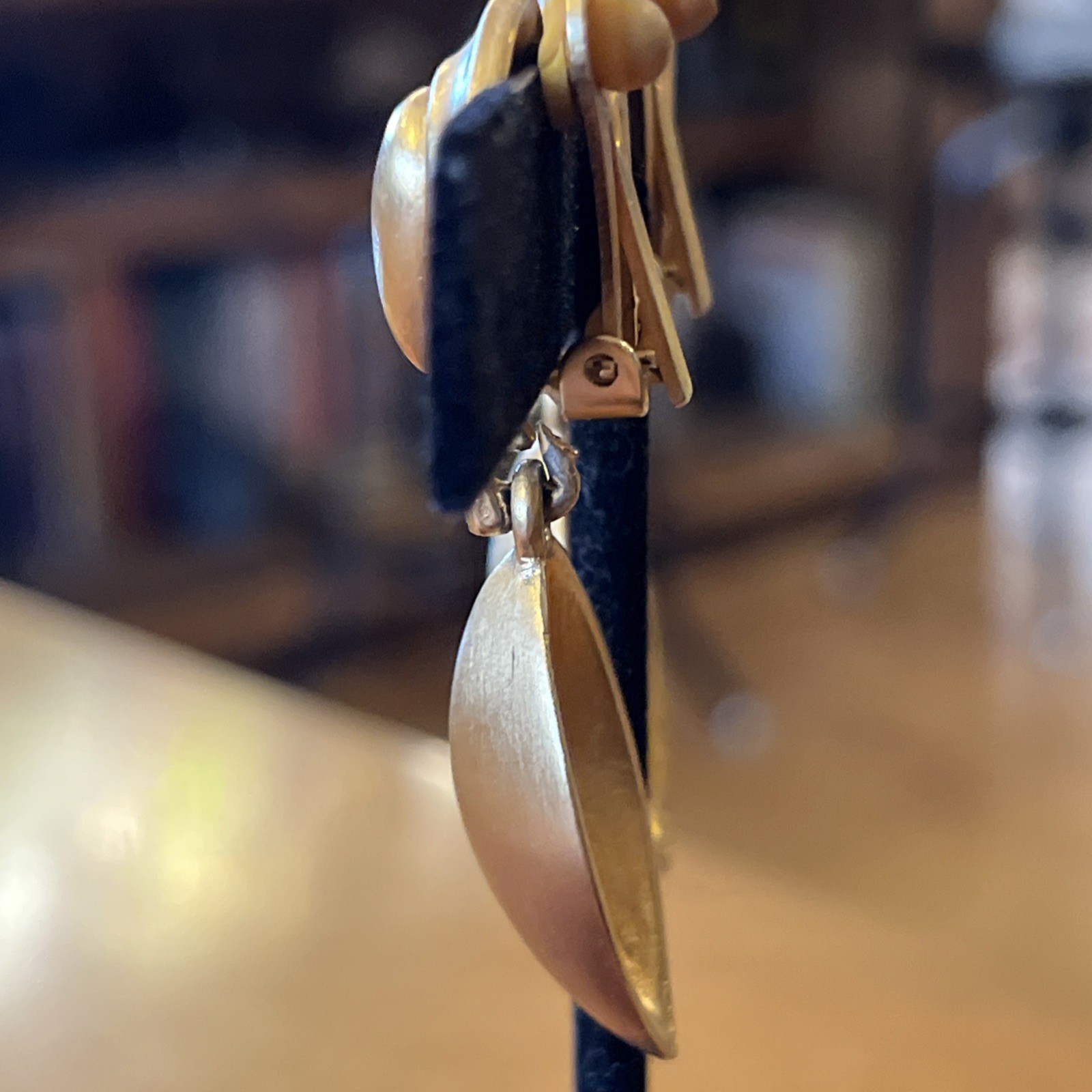 Vintage XEJA Matte Gold Dangle Drop Clip On Earrings Statement Classic