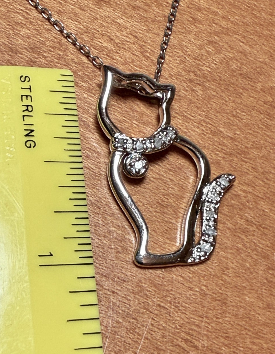 VINTAGE STERLING SILVER 925 CZ CAT KITTY CHARLES WINSTON CW PENDANT & 18″ CHAIN