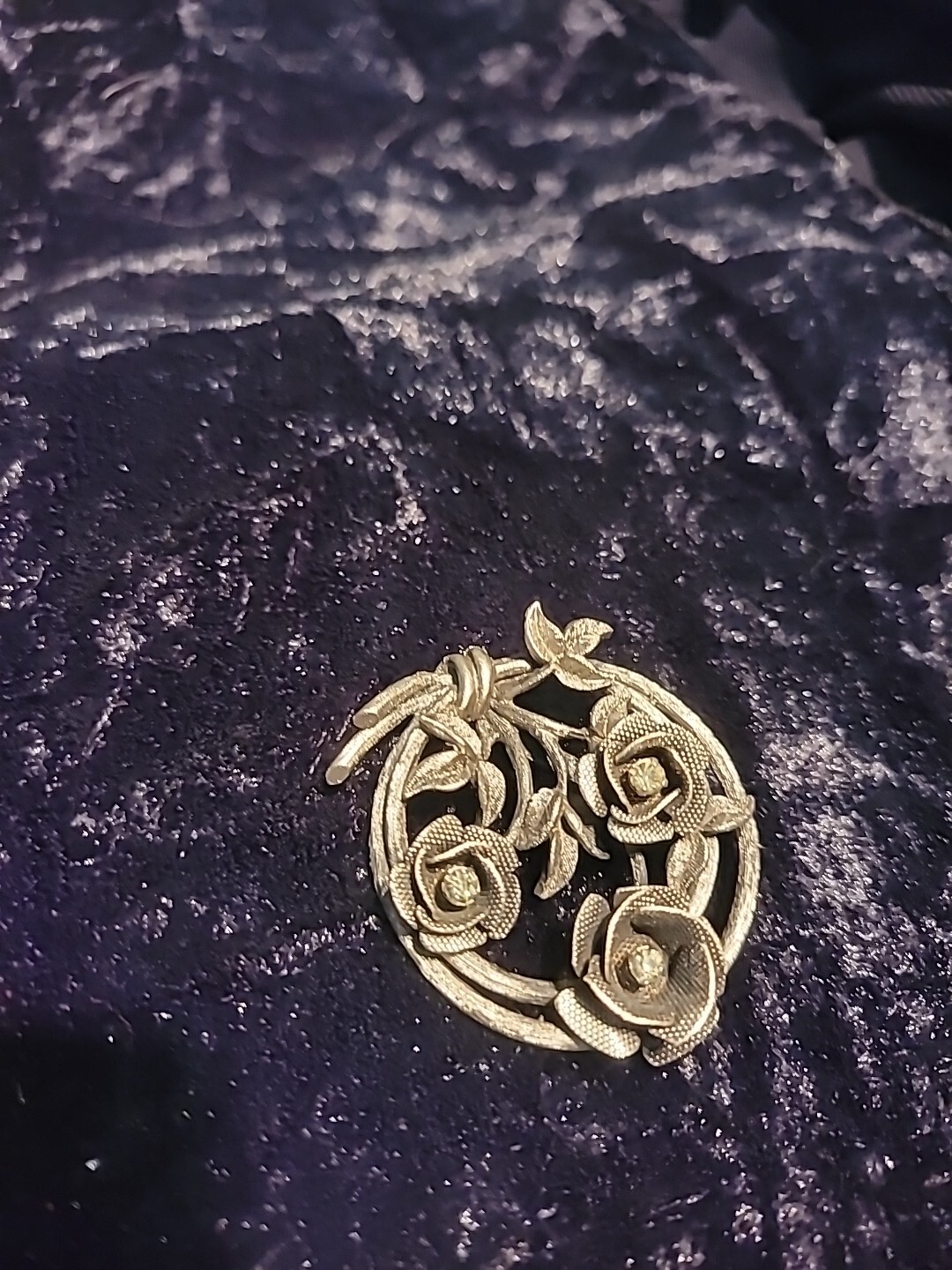 Vintage Womens Brooch Pin Gun Metal Floral Jewelry Costume