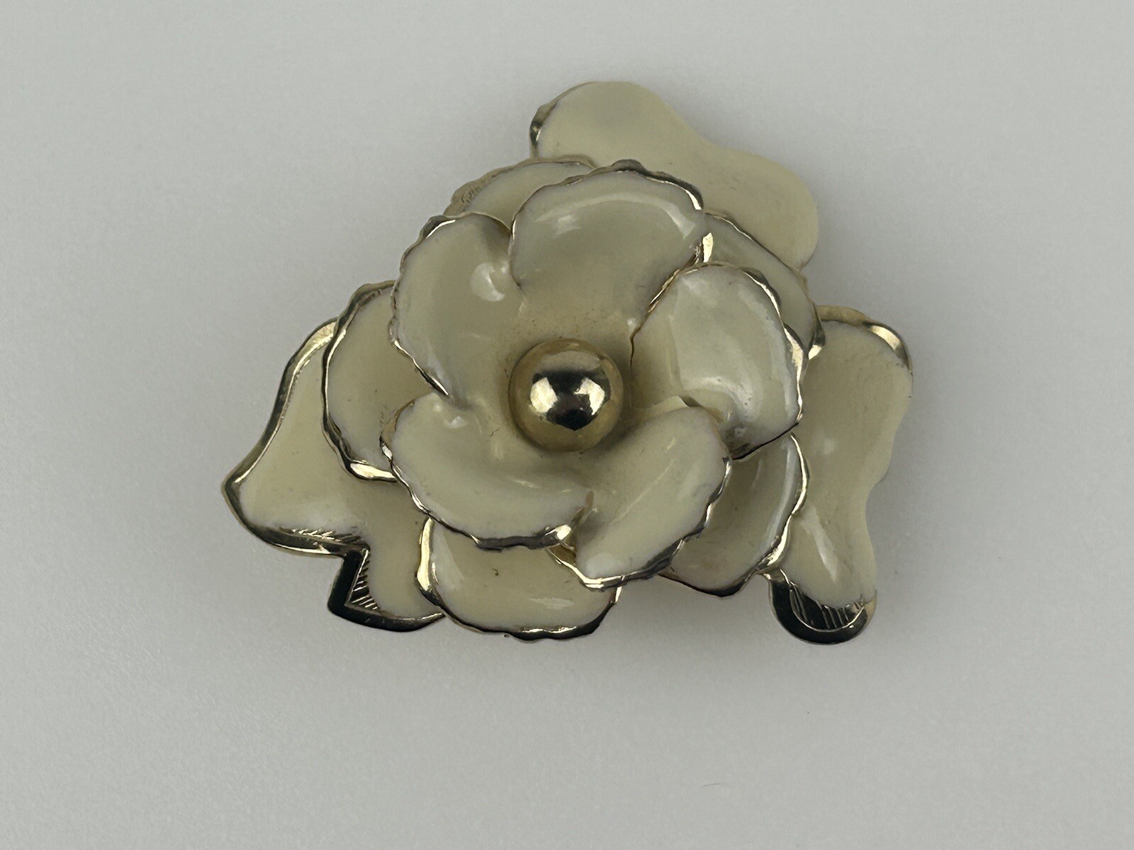 Vintage Ivory & Gold Tone Layered Enamel Flower 3D Brooch Costume Jewelry