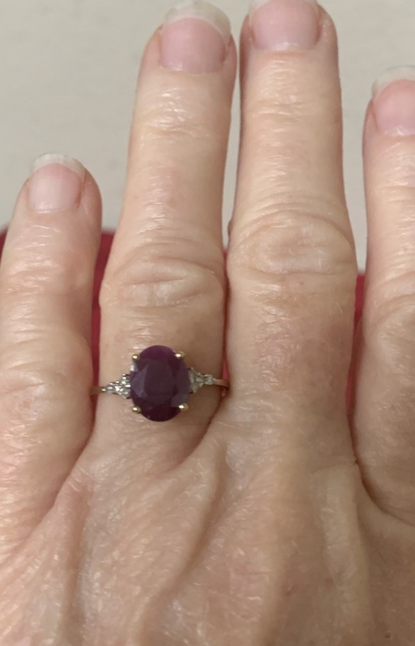 Vintage 10K Yellow Gold Red Ruby Diamond Size 8 Ring 2.2g