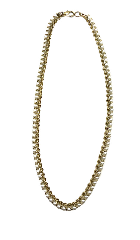 Vintage Gold Tone Faux Pearl Necklace Curb Linked Wire Wrapped 17” Costume GUC