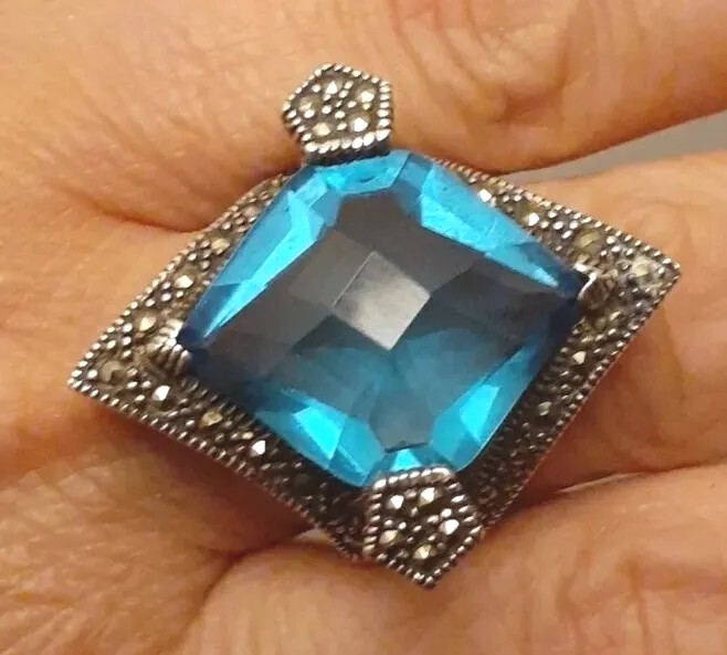 Vintage Estate Sterling Silver Faceted Blue Crystal Glass Pentagon Ring Size 8