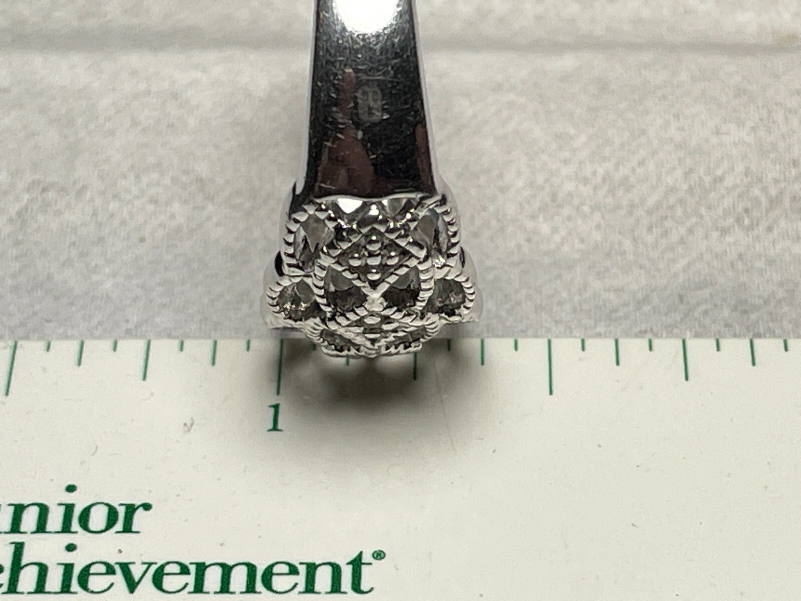 Vintage Sterling Silver 925 Ring filagree Design 3 Dimond Chips Size 8.75) 3.4G.