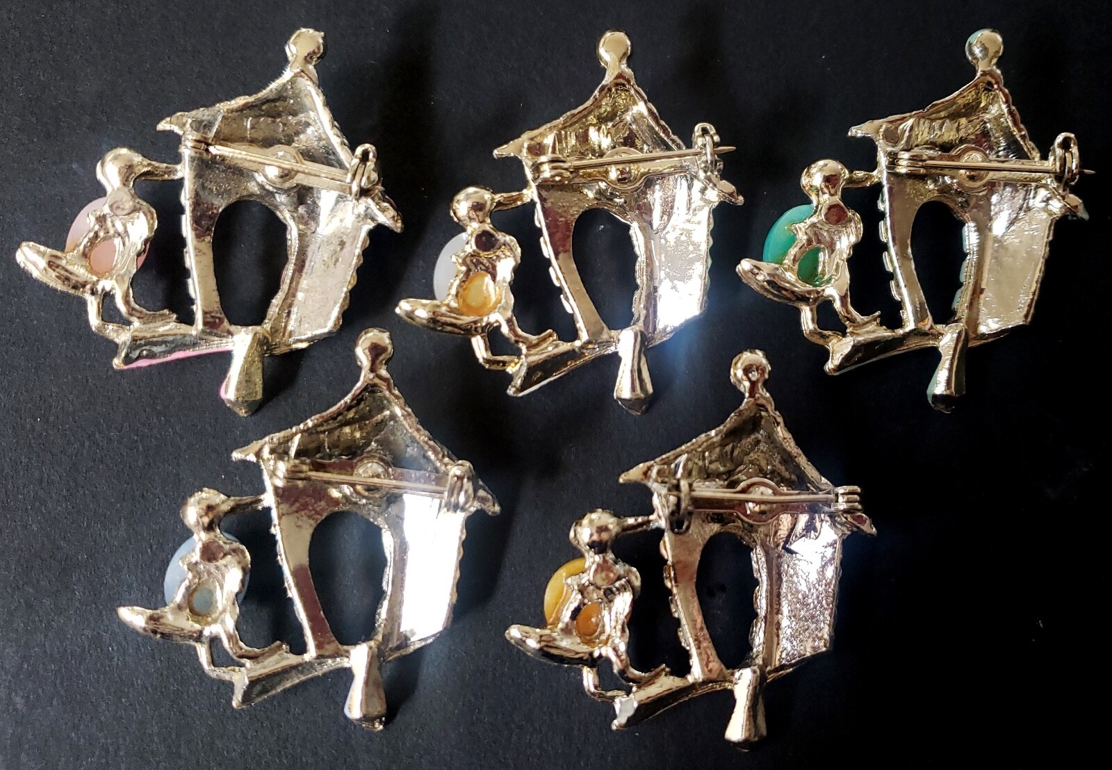 5 Jelly Belly Bird Birdhouse Brooches Pins Vintage Old Stock Different Colors