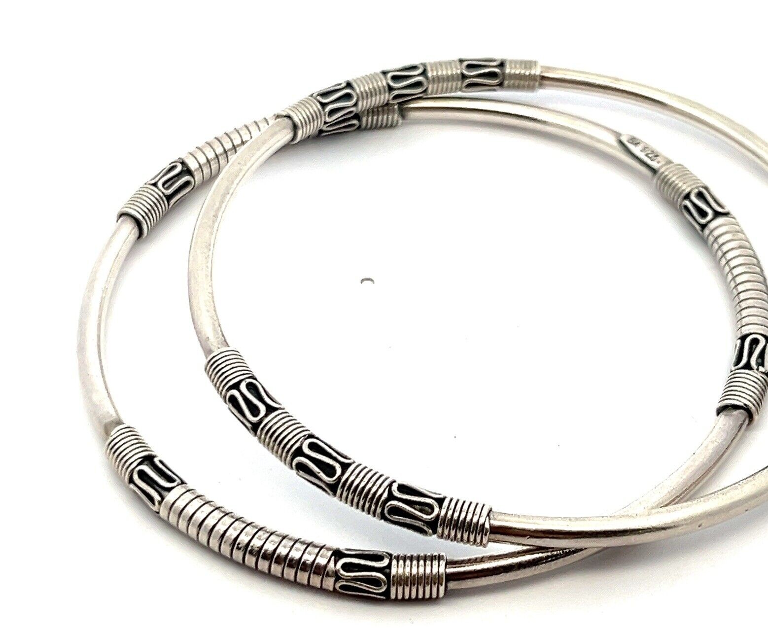 Set of 2 Vintage 925 Sterling Silver BA Suarti Bali Bangle Bracelets 21.4g