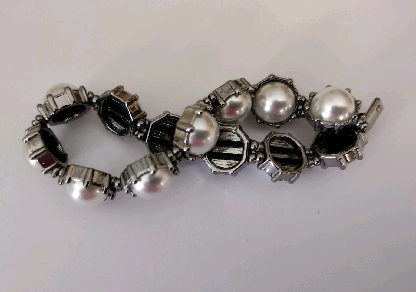 Vintage Lot of 6 Bracelets Dangling Beads Gold Tone 1 Signed Lia Sophia Wearable
