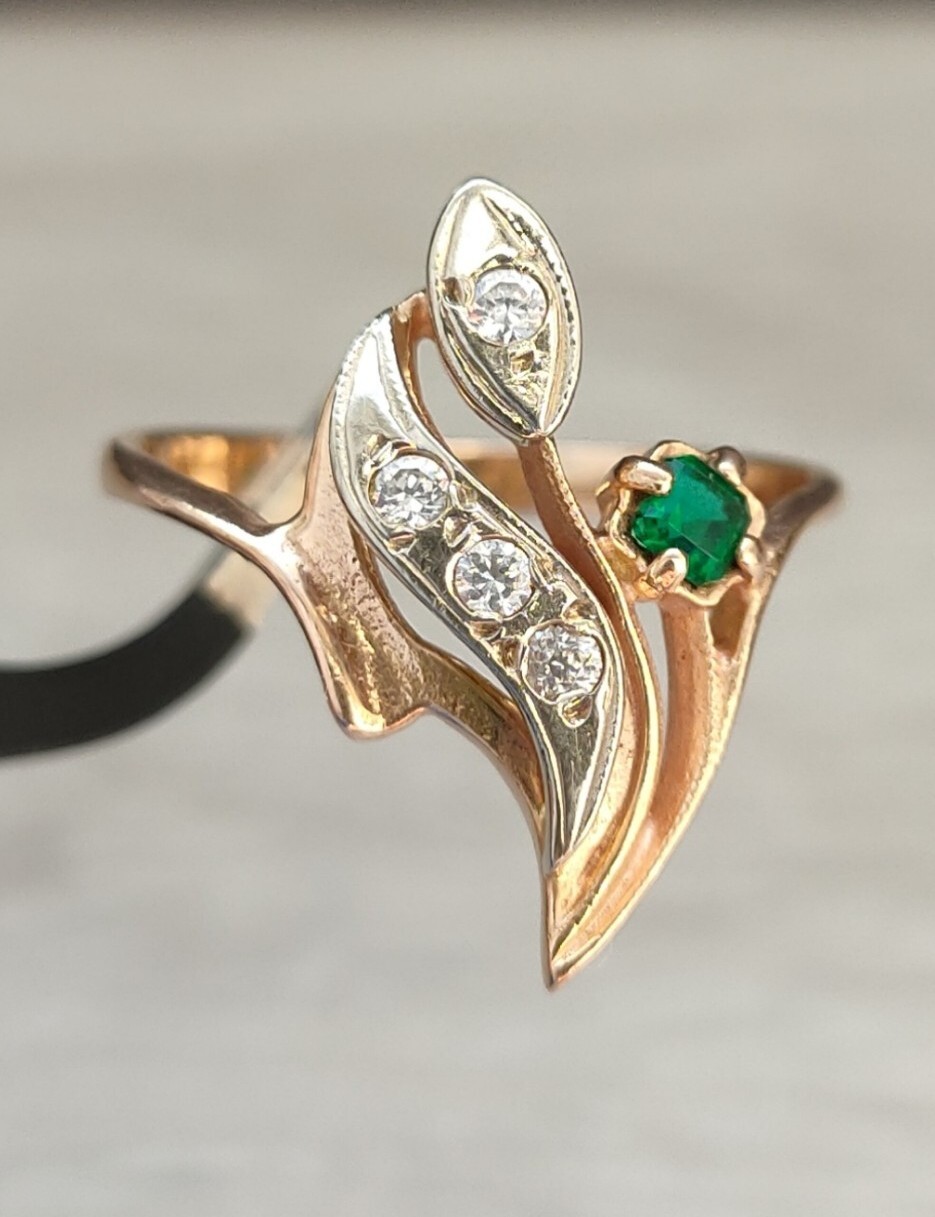 Vintage USSR Gold Ring 14K 585 Solid Rose Gold Emalard Stone
