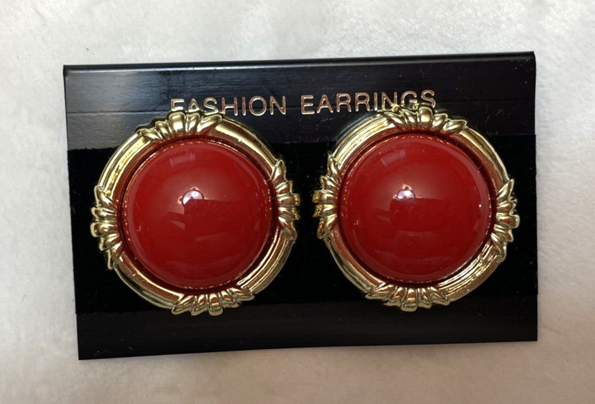 Vintage Earrings Clip On Red Button Gold Rope Accent Lucite Chunky 80s Round