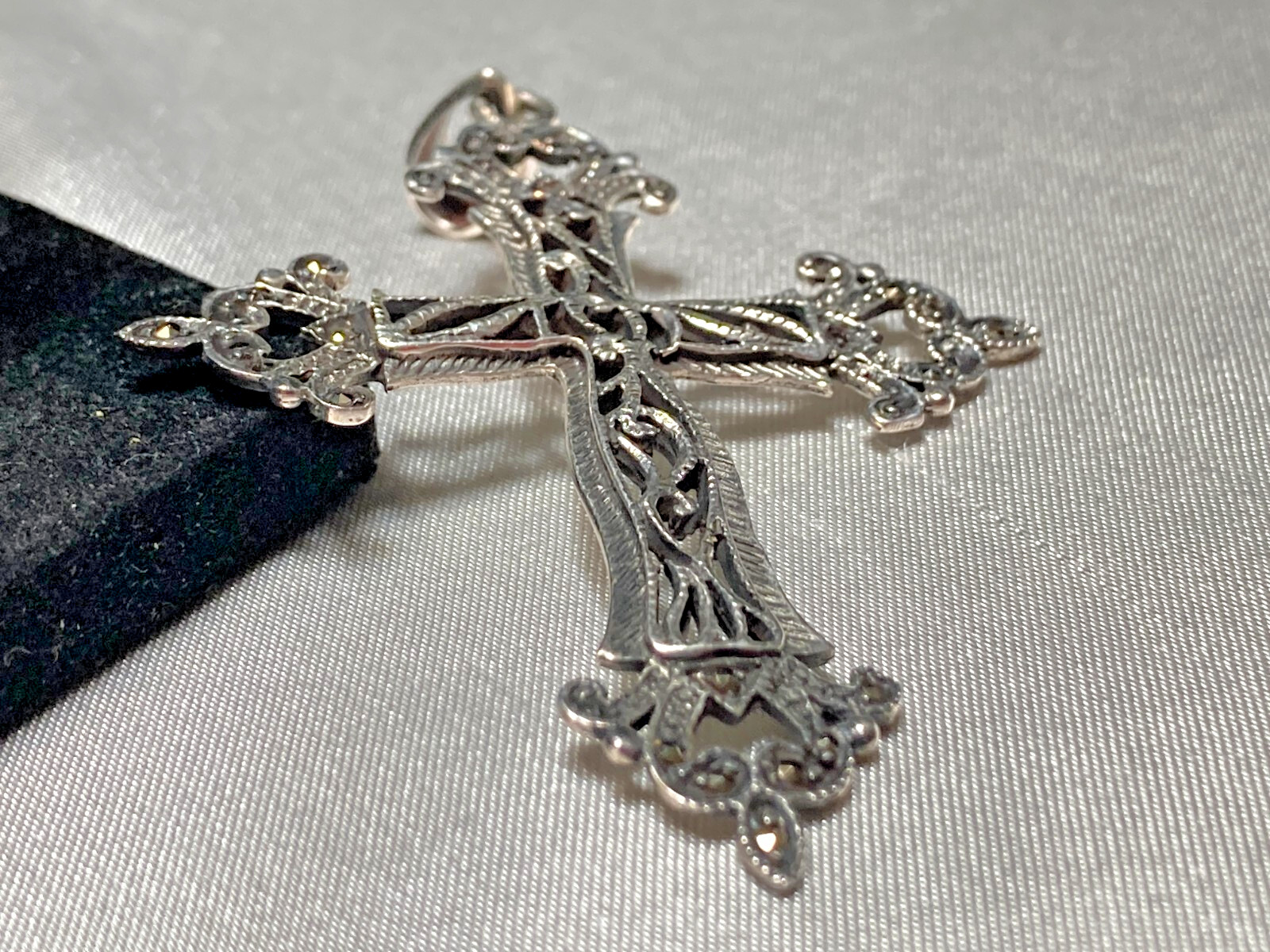 Vintage Filigree Fine 925 Sterling Silver Marcasite Pendant Religious Cross