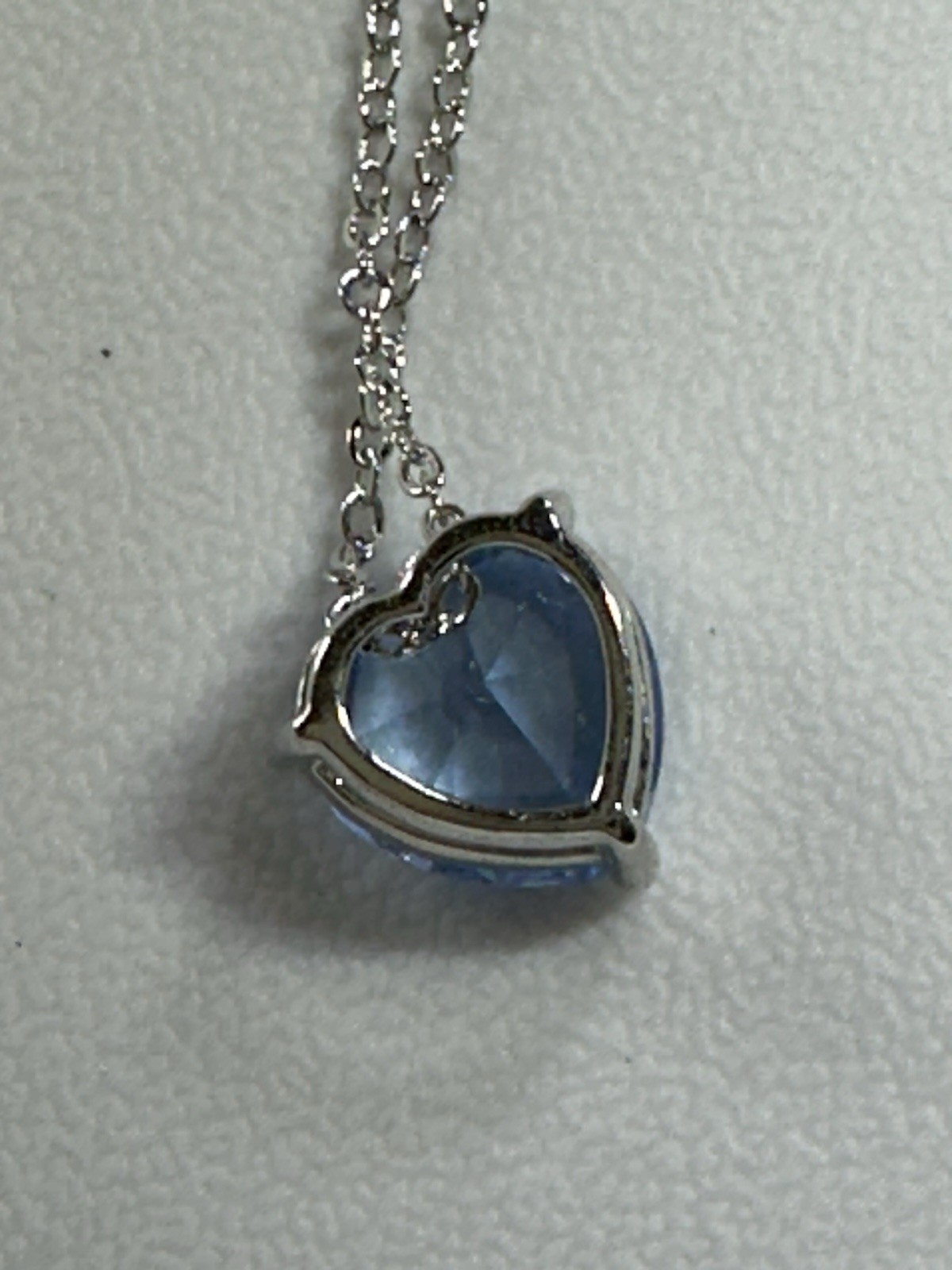 New Without Tags 10k White Gold Plated Blue CZ Heart Pendant Necklace 15-17”