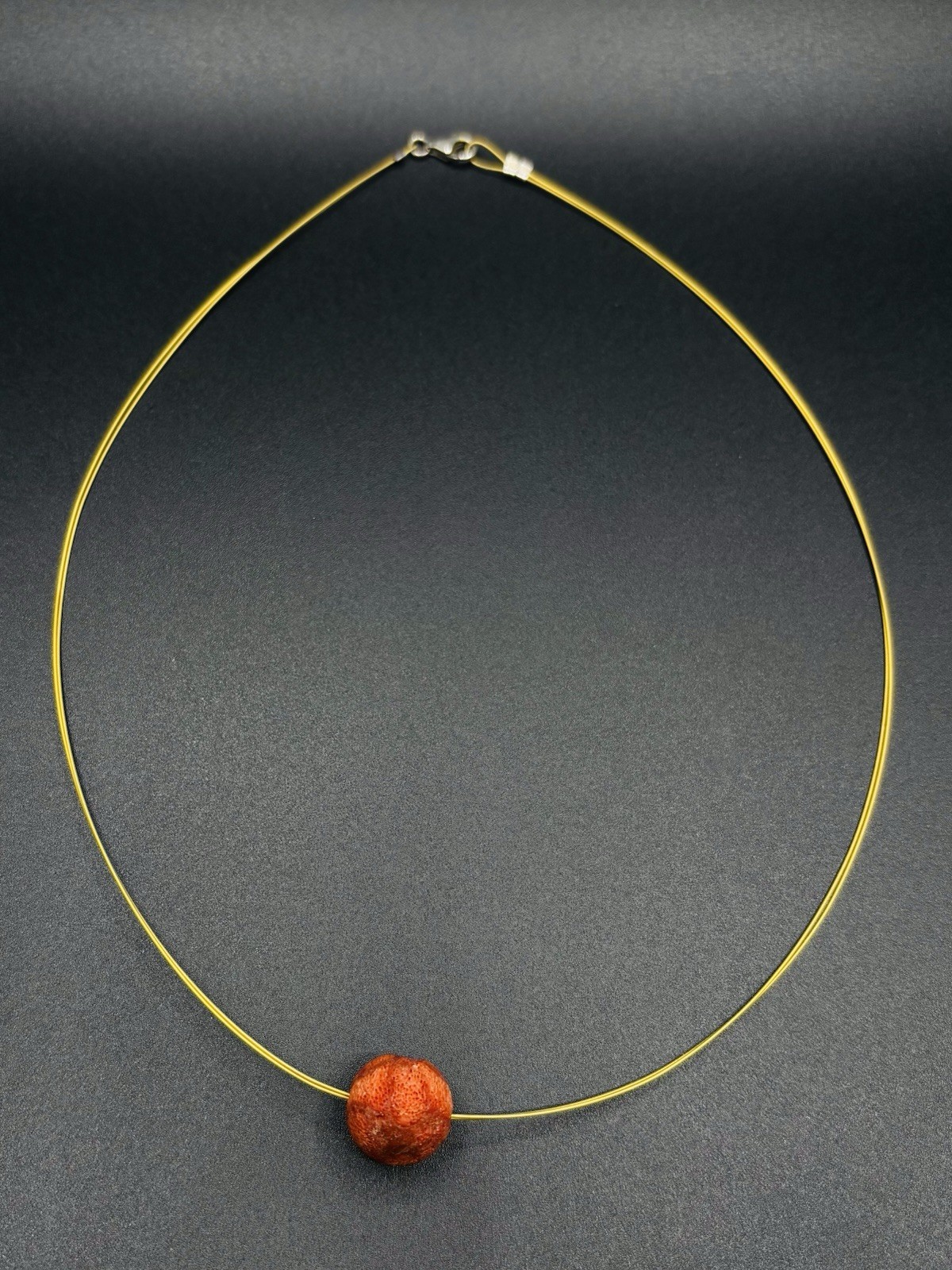 Vintage Natural Red Coral Statement Bead Pendant Wire Necklace 17.5 in