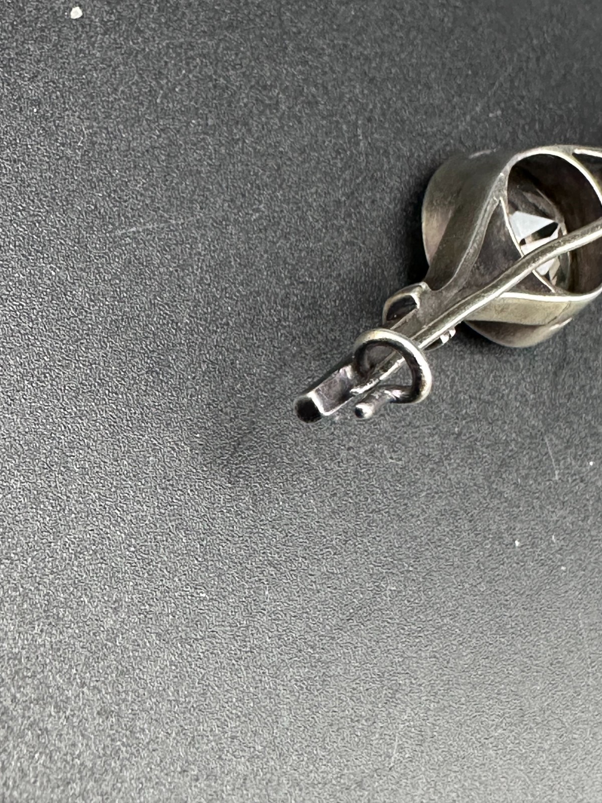 Vintage Russian Sterling Silver Bar Brooch with Clear Faceted Stone – c.1930s