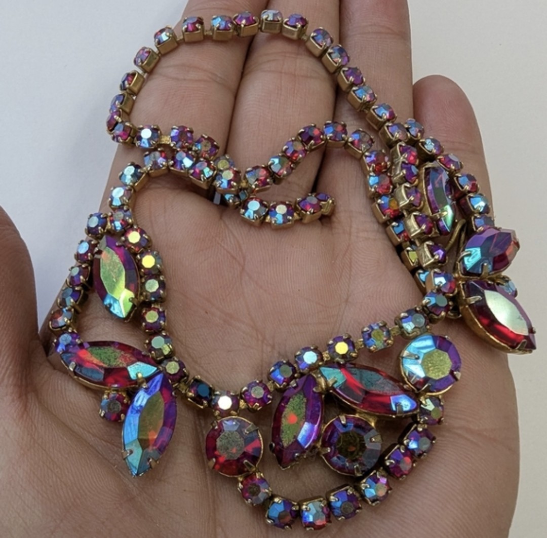 Red Aurora Borealis AB Crystal Collar Necklace Vintage Old Hollywood Glitzy