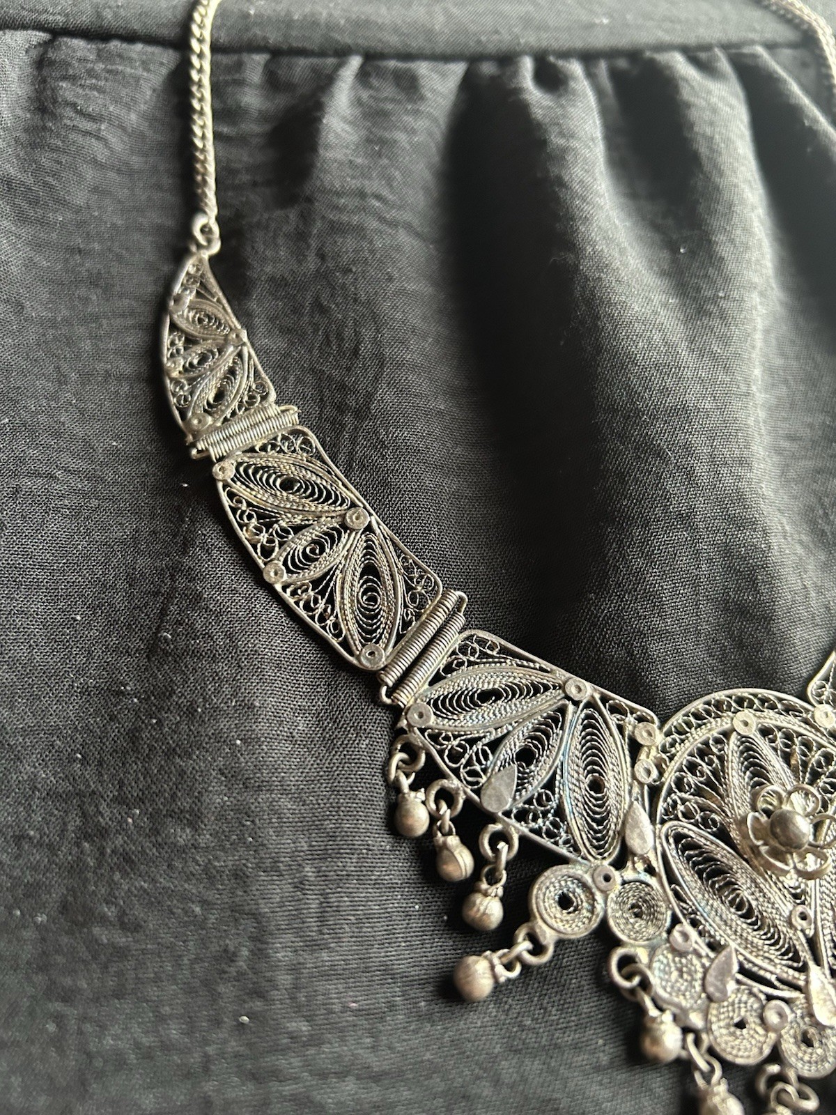 VTG Rare Spun Silver Filigree Artisan Flower Dangle Bib Statement Panel Necklace