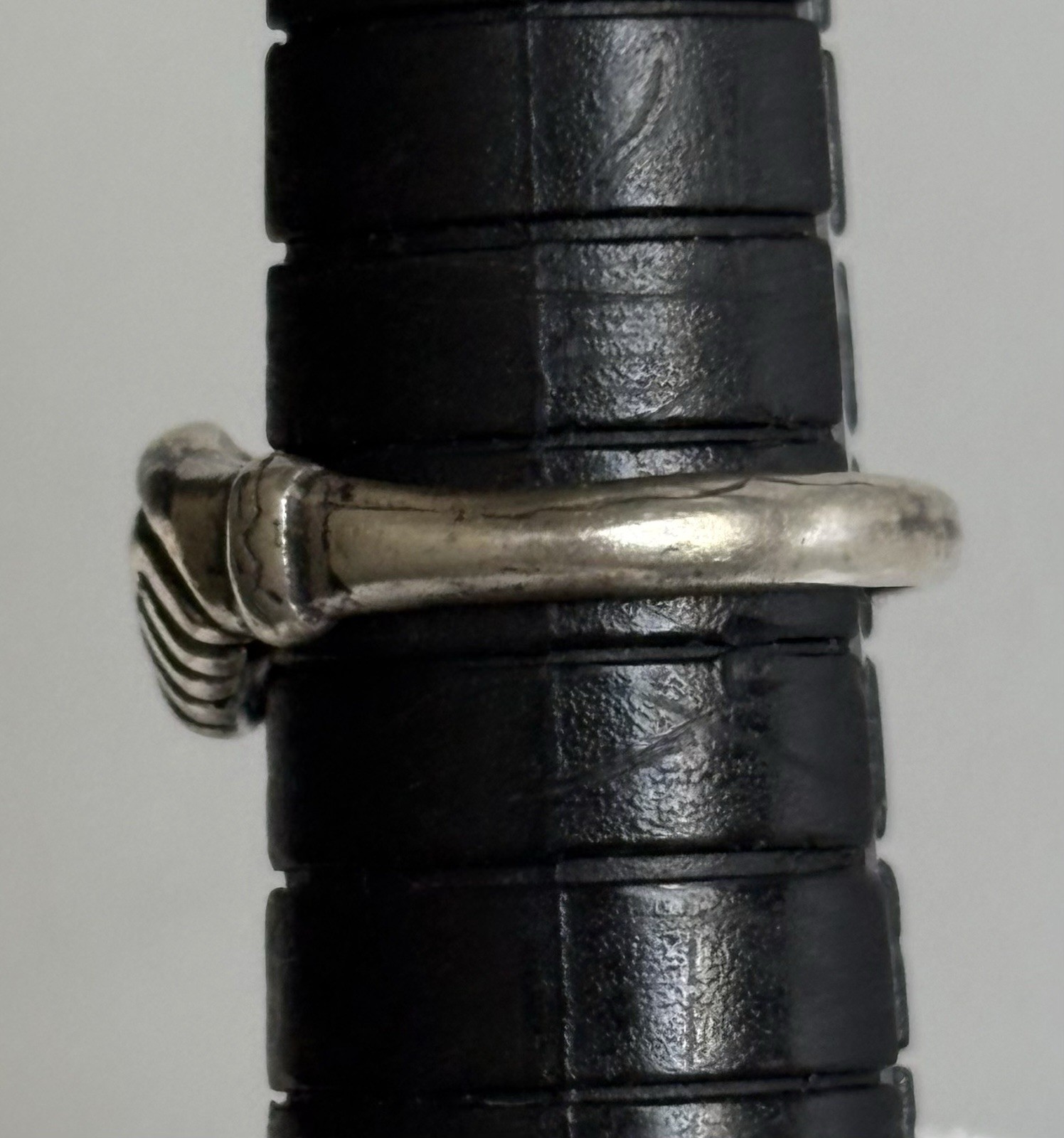 VINTAGE 925 STERLING SILVER FRIENDSHIP HANDSHAKE RING SIZE 4.25