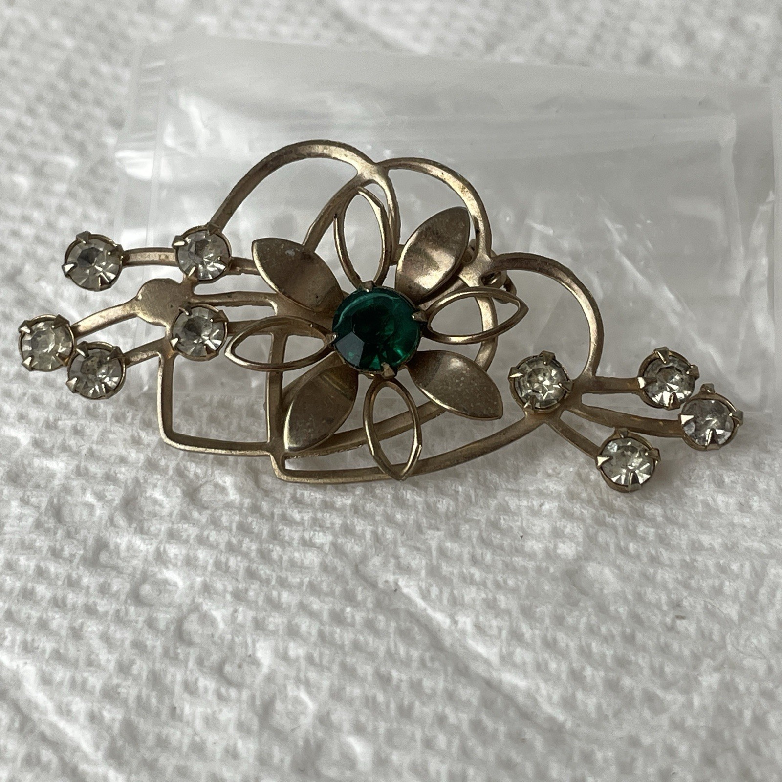 Hearts Flowers Brooch Pin Faux Emerald Faux Diamonds Flourish 2”x1” Vintage