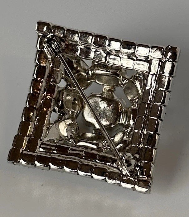 Vtg Brooch Diamond Shape Princess Cut Domed Layered Rhinestone Silver 1.5”