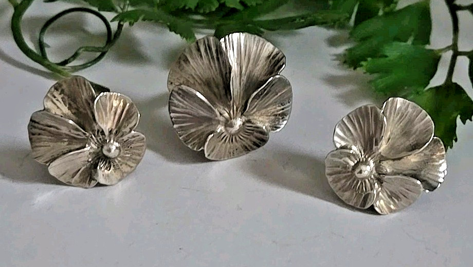 Vintage Sterling Silver Stuart Nye Pansy Screw Back Earrings and Ring Set