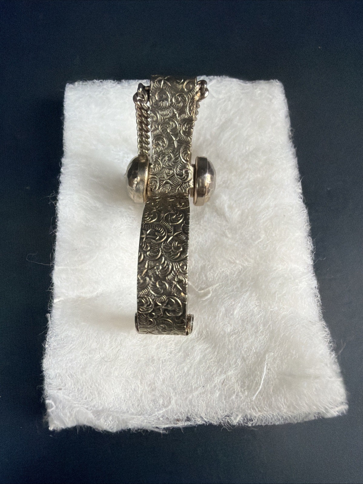 Vintage Silver Tone Metal Purse Glove Clip Holder Handkerchief Scarf Chain