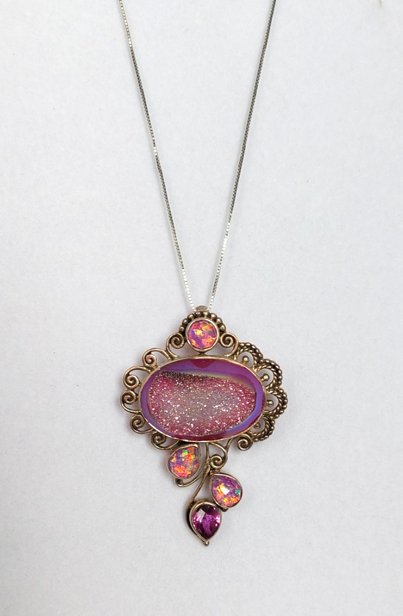 Vintage Sajen 925 Pendant Beautiful Aurora Open Geode Pink Druzy Quartz