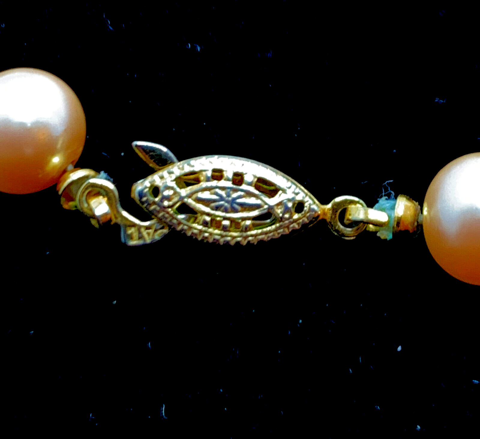 Quality Vtg Faux Glass Pearl Knotted Necklace Champagne 9mm Beads 18″ Heavy 44g.