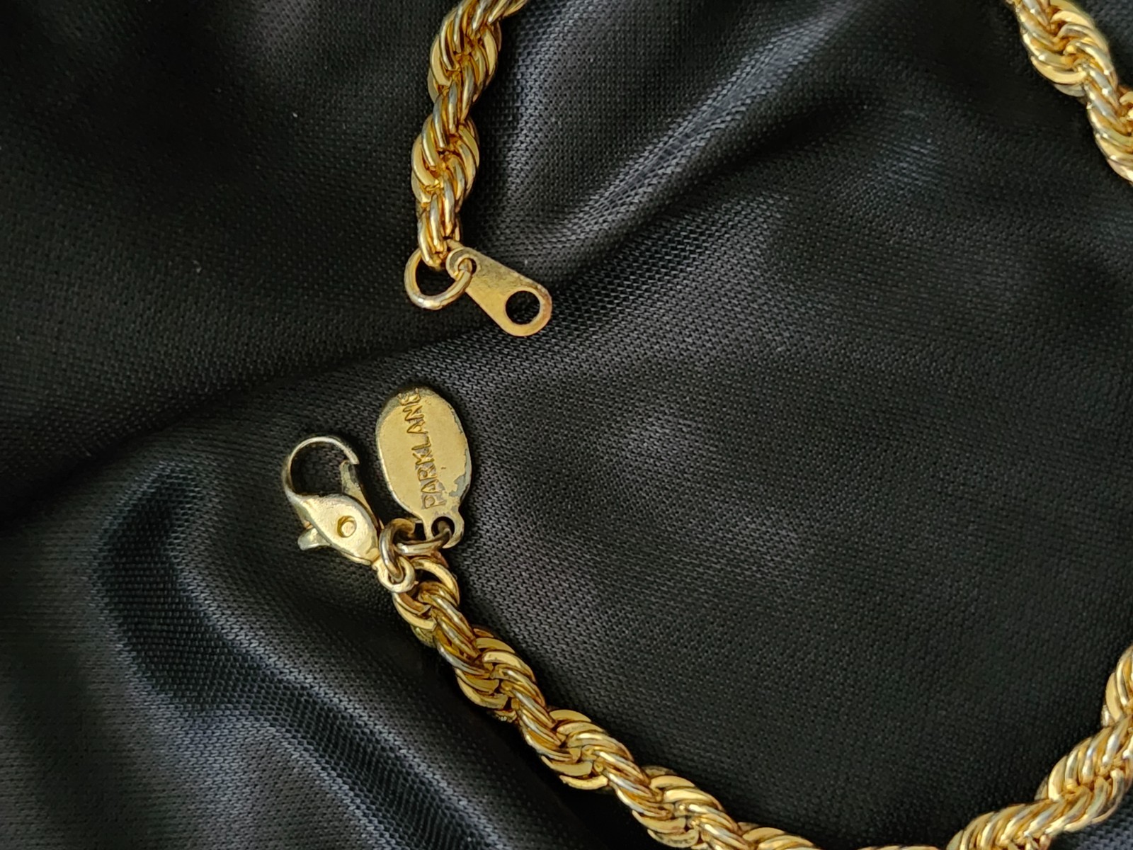 Vintage Park Lane Signed 7″ Gold Tone Rope Bracelet & DAILY SHIPPING!