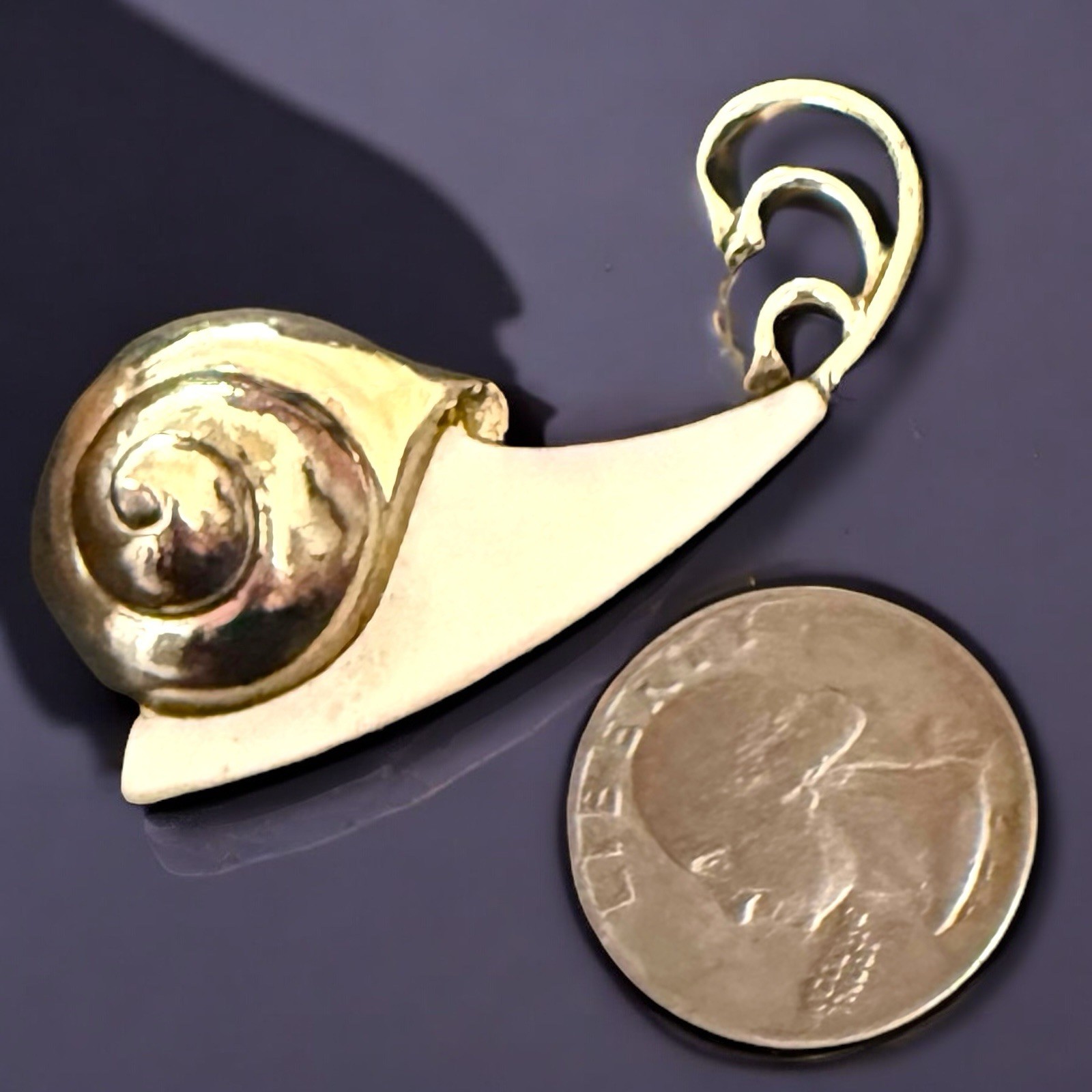 Snail Brooch Gold Tone Abstract Modernist Figural Shell Coastal Chic Vintage Pi