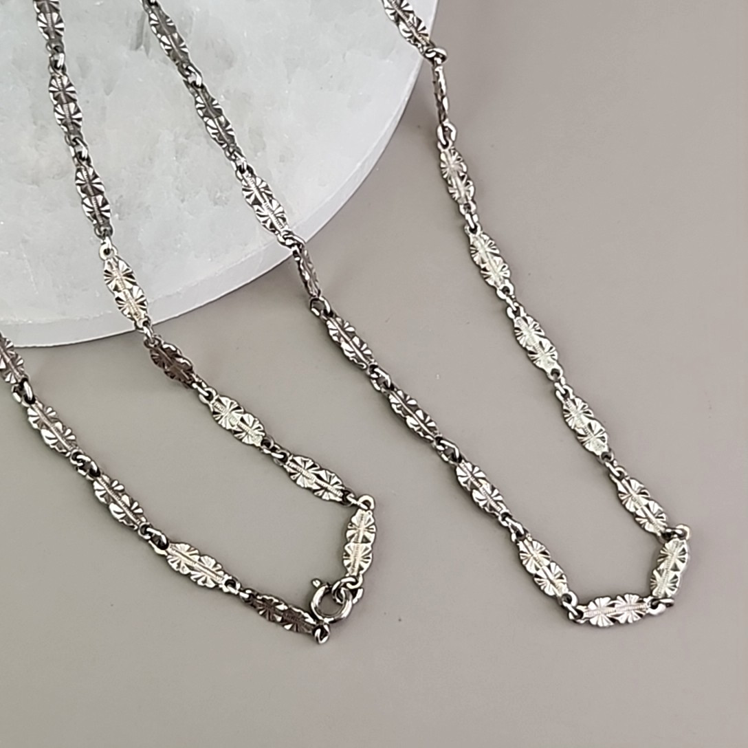 Vintage Chain Necklace Silver Tone Starburst Etched Bar Link 34″