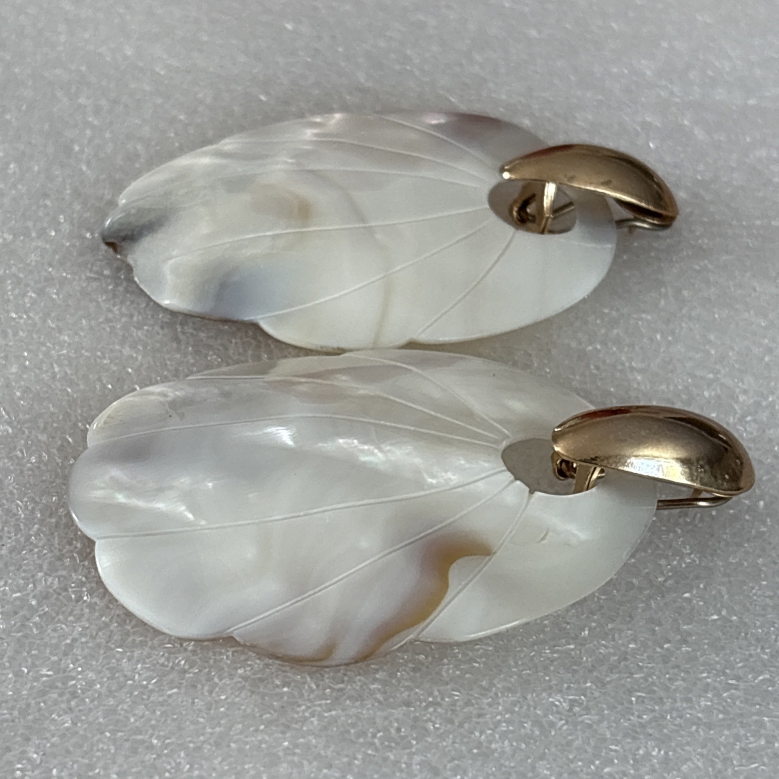 Vintage Gold Tone & Iridescent Mother Of Pearl Door Knocker Pierced Earrings NEW
