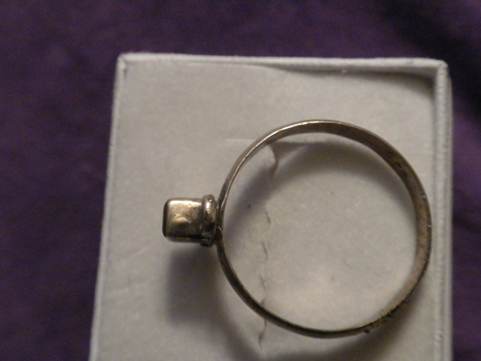 SWEET PETITE IOLITE AND 925 STERLING SILVER RING SZE 6.25 full
