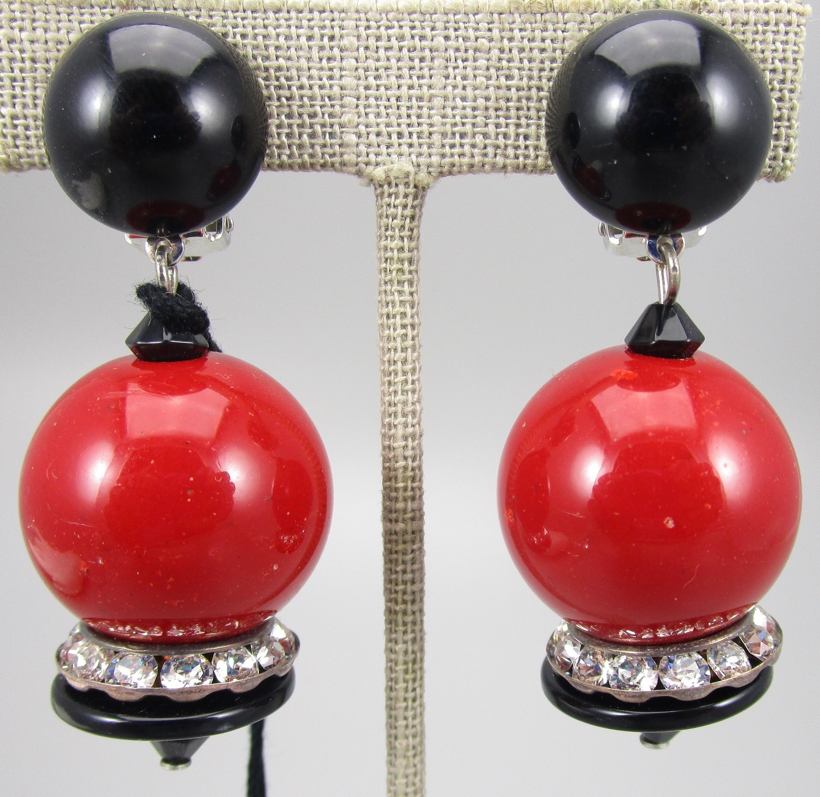 ANGELA CAPUTI BLACK & CORAL RESIN CRYSTAL EARRINGS NWT $95