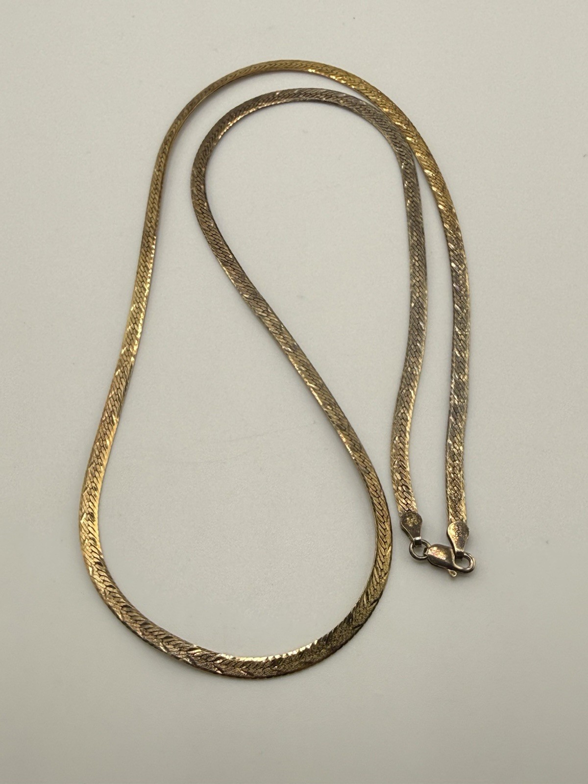 Vintage Herringbone Gold Plated Necklace 23.5 In L Item AB-10
