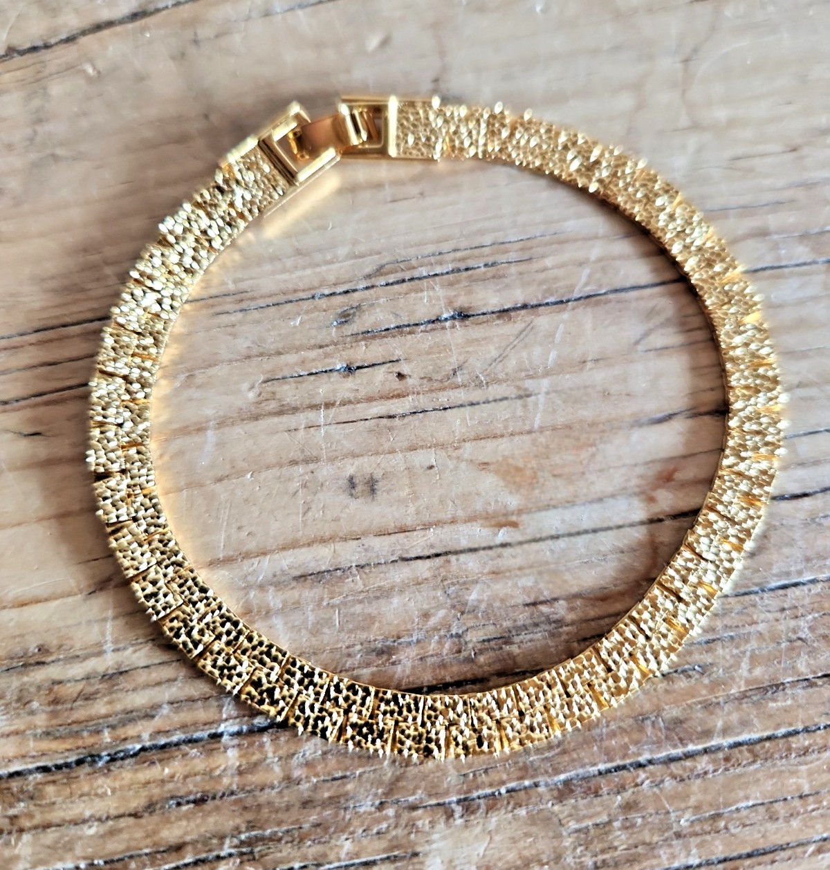 Vintage Electro-Plate Gold Textured Flat Chain Necklace 24″ & Bracelet Set 44g