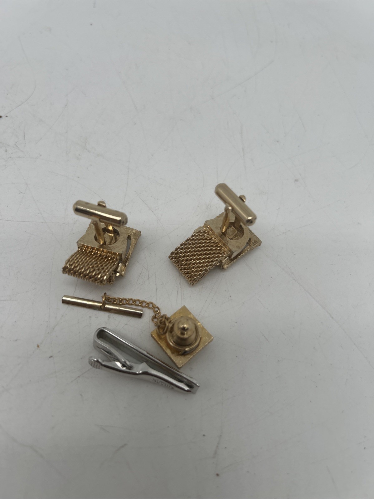 Vintage Lot of Cuff Links And Tie Clips Clasps J64
