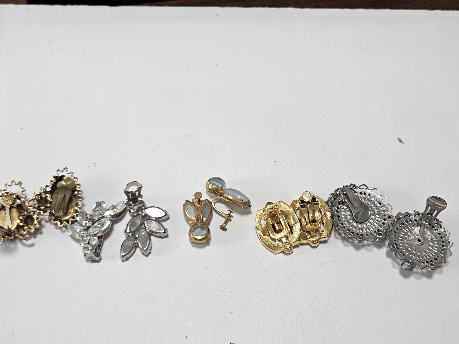 Stunning Lot Clip-On & Screwback Rhinestone Earrings High Quality 50s-80s
