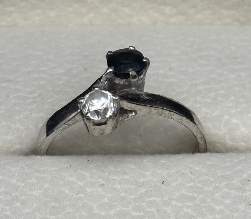 Vintage 925 Sterling Silver Blue Topaz White Spinel Toi Et Moi Ring