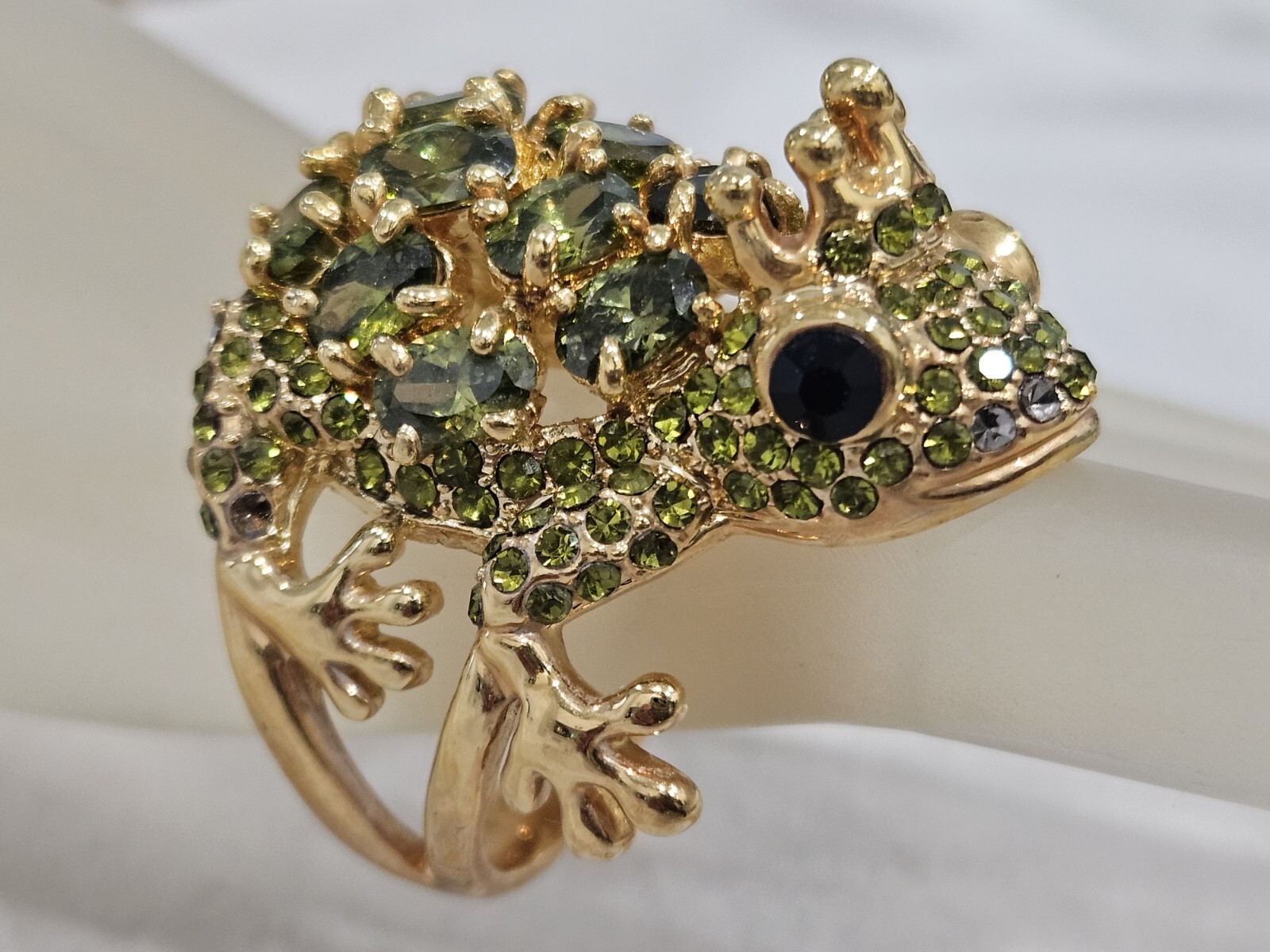Real Collectibles By Adrienne Whimsical gold tone green crystal frog Signed PJM.