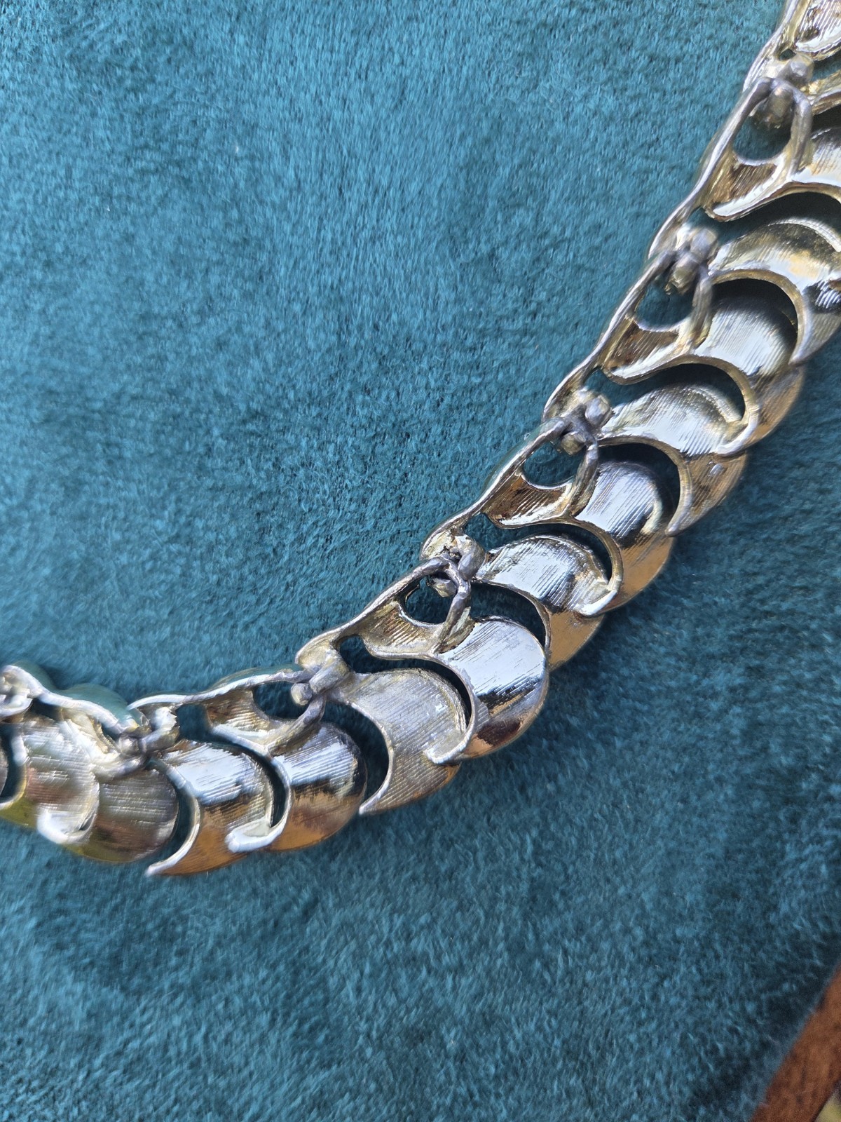Vintage Gold Tone Collar Necklace Shepherds Hook Clasp