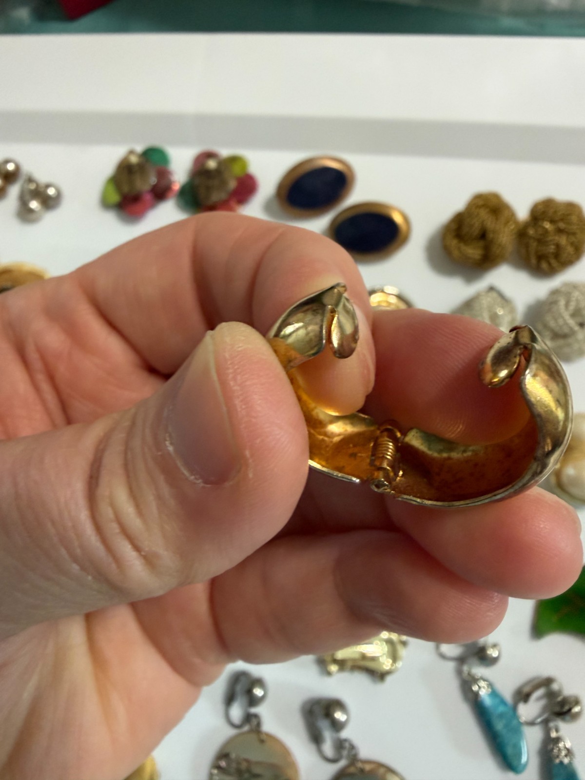 Lot of 35 Vintage Clip Earrings Resin Enamel Beaded Plastic Ceramic Shell Metal