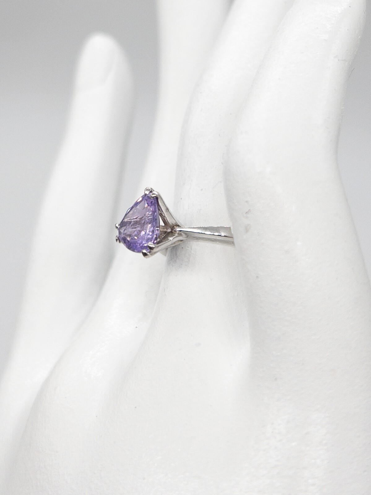 RARE $6000 Certified NO HEAT VIOLET PURPLE Trillion Cut Sapphire Platinum Ring