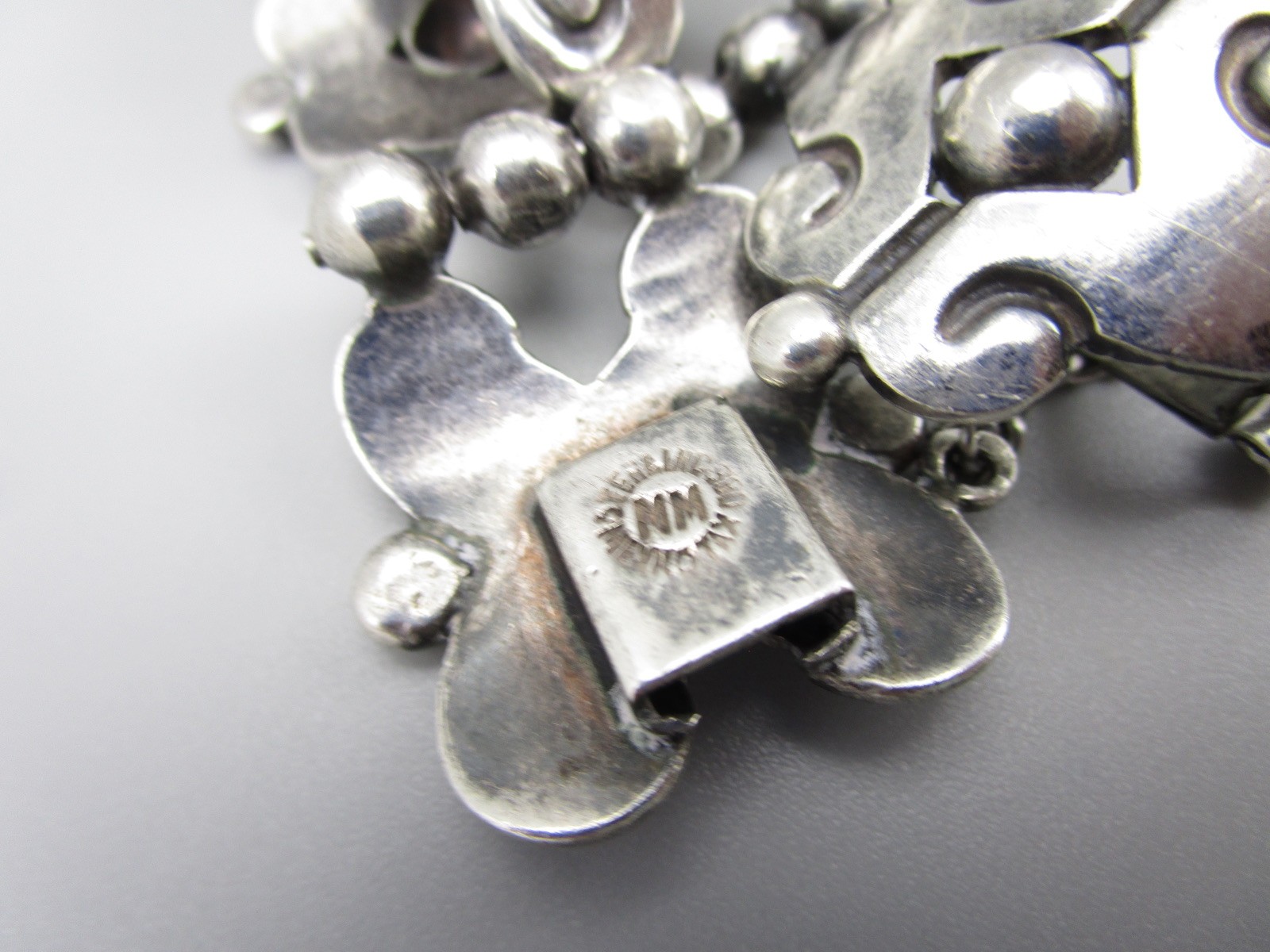 MEXICAN STERLING 980 SILVER “AGUILAR STYLE” MAGUEY BRACELET SIGNED MM – 54G
