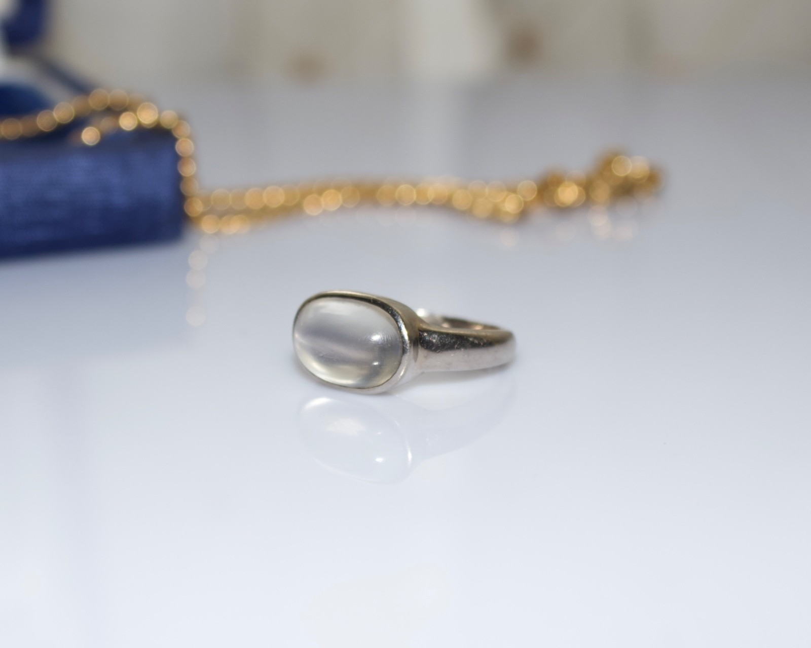Vintage 14k White Gold Moonstone Bezel Set Solitaire Stacking Band Ring