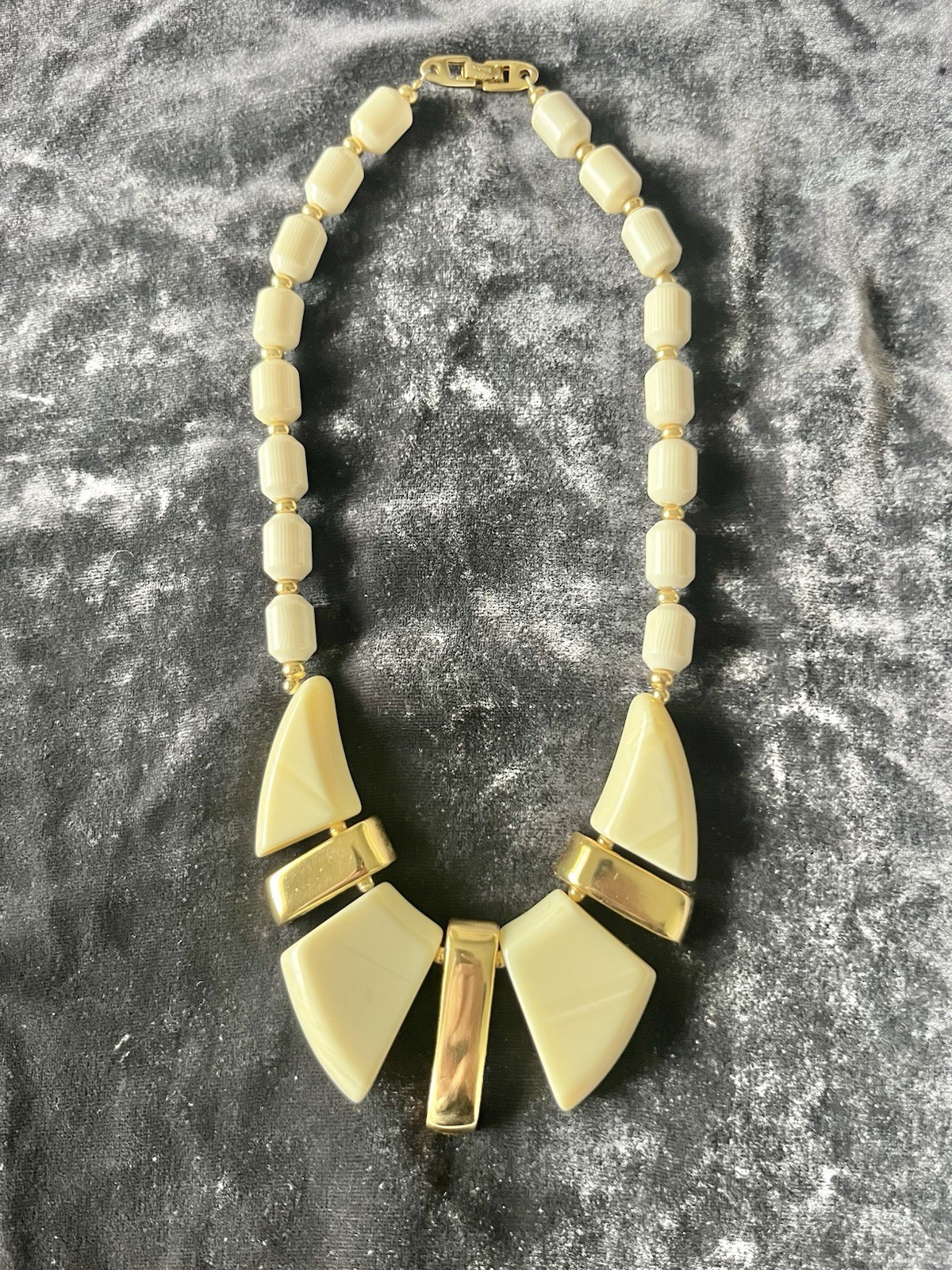 Napier Gold Tone and Ivory Accents Choker Necklace Vintage Statement