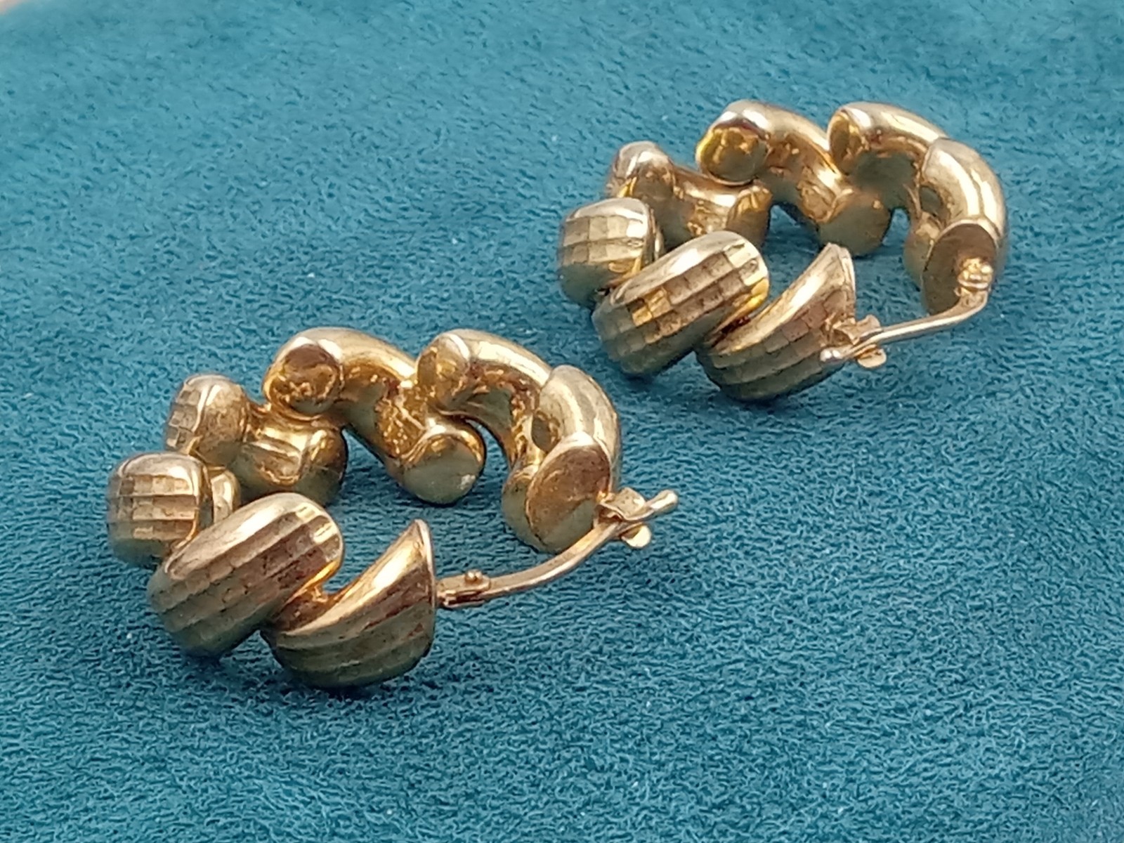 Designer ITAOR Sterling Silver & Gold Wash Earrings: About 1″ in Diameter
