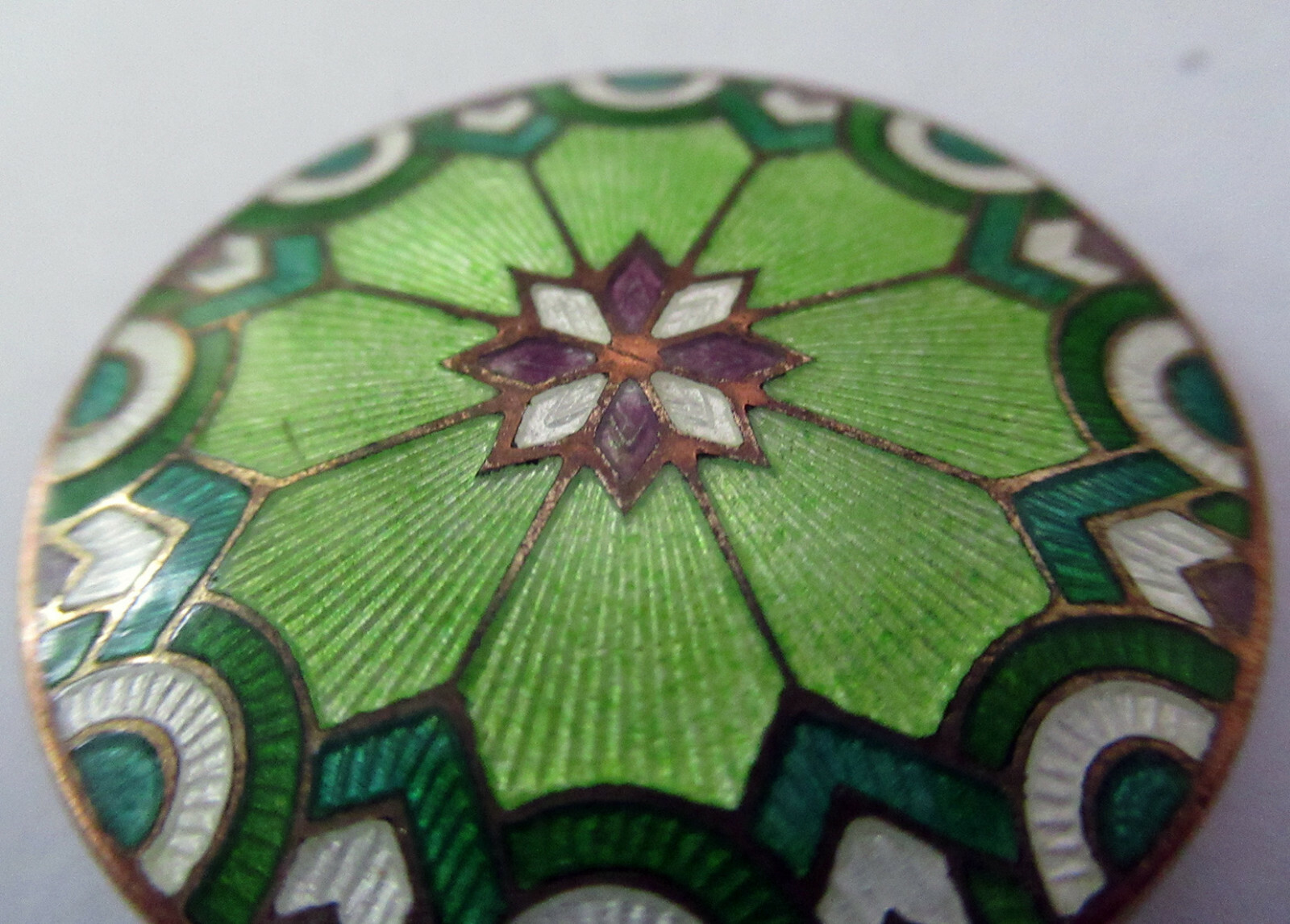 ENAMEL BROOCH, 39MM – 1.54 INCHES, ART DECO